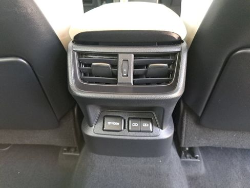 Used 2025 Lexus ES 300h Ultra Luxury w/ Accessory Package (Z2) FWD image 12