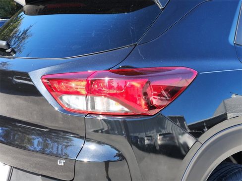 Used 2025 Chevrolet TrailBlazer LT image 8