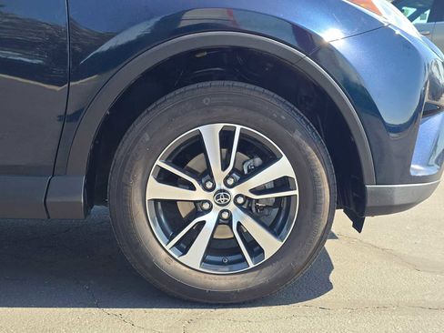 Used 2017 Toyota RAV4 XLE w/ Carpet Mat Package FWD image 9