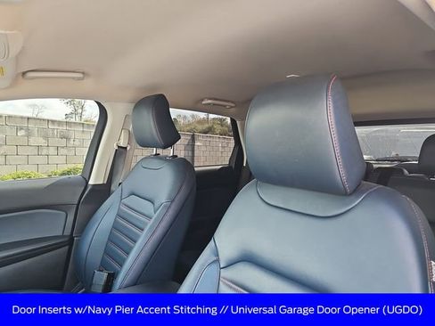 Used 2022 Ford Edge SEL w/ Sport Appearance Package image 12