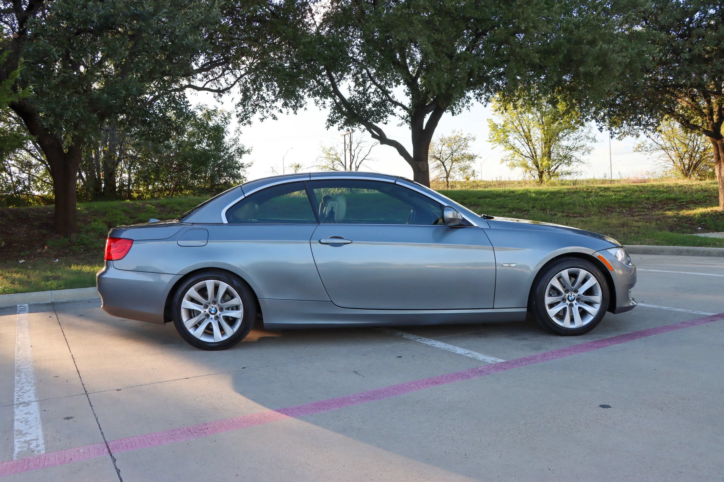 Used 2013 BMW 328i Convertible RWD image 16