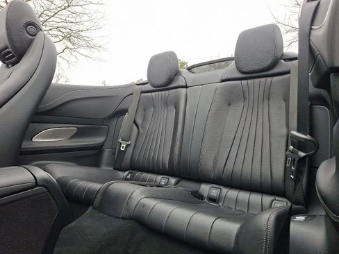 Used 2023 Mercedes-Benz E 450 4MATIC Cabriolet image 10