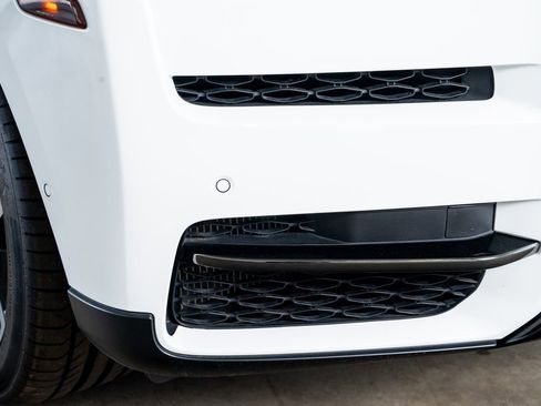 Used 2021 Rolls-Royce Cullinan Black Badge image 22