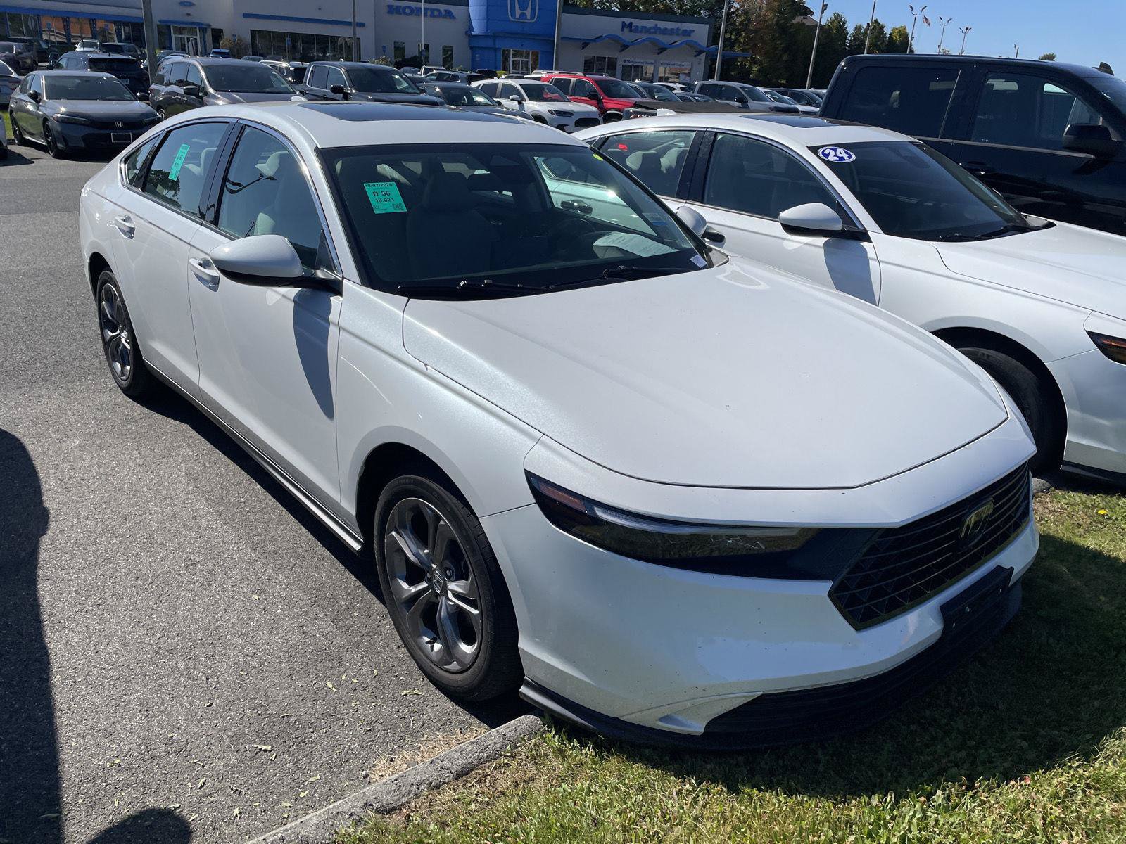 Used 2024 Honda Accord EX image 1
