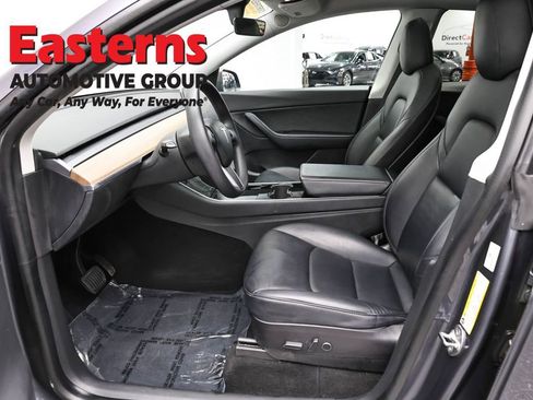Used 2021 Tesla Model Y Long Range AWD/4WD image 14