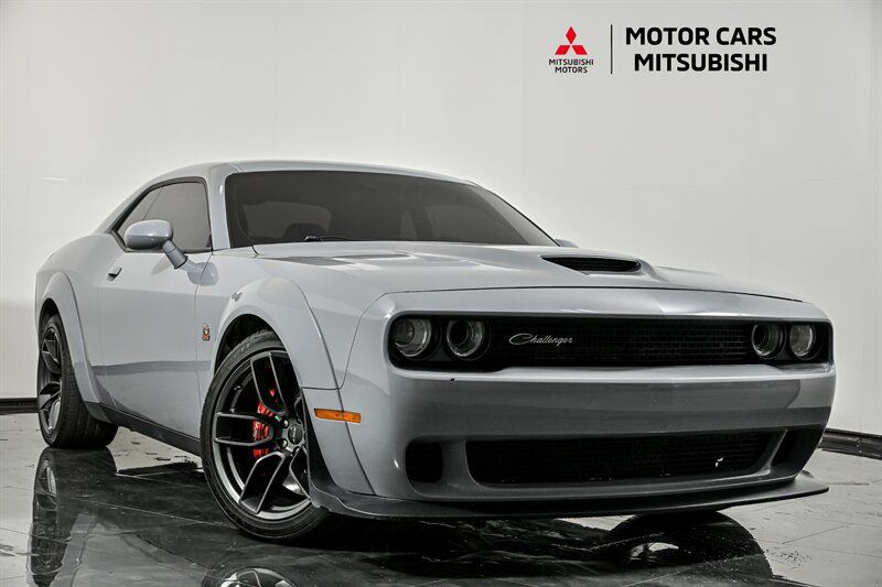Used 2021 Dodge Challenger R/T Scat Pack RWD image 1