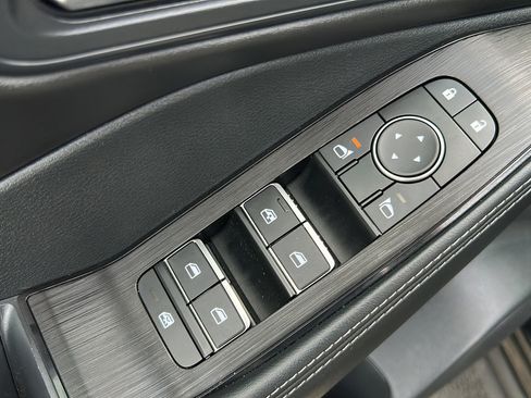 Used 2023 Nissan Rogue SL FWD image 12