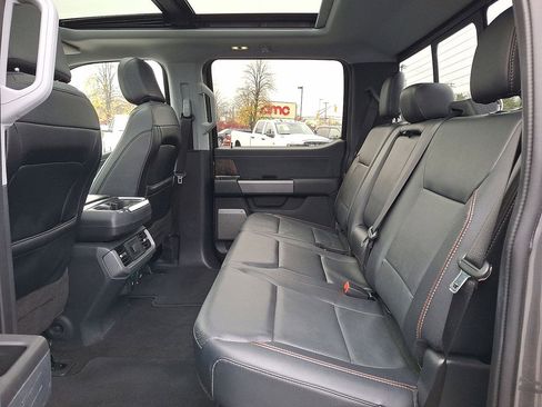 Used 2022 Ford F150 Lariat image 13