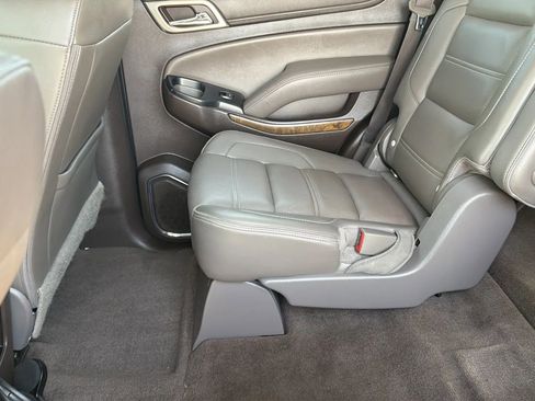 Used 2018 GMC Yukon Denali w/ Denali Ultimate Package AWD/4WD image 38