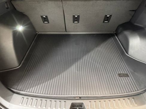 New 2026 Chevrolet Equinox ACTIV w/ LPO, Floor Liner Package AWD/4WD image 8