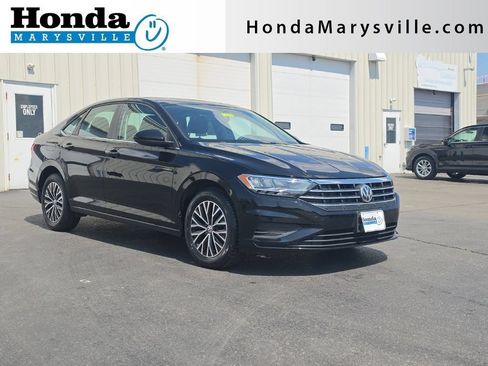 Used 2019 Volkswagen Jetta SE FWD image 1