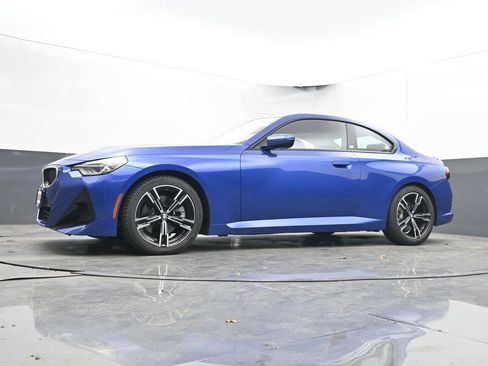 Used 2026 BMW 230i Coupe RWD image 41