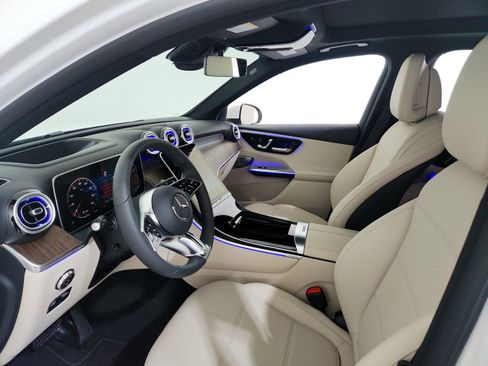 New 2026 Mercedes-Benz GLC 300 image 12