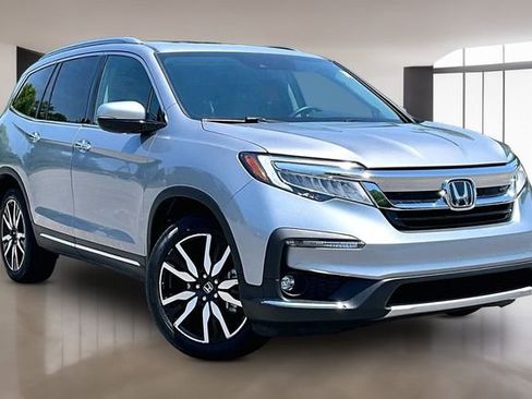 Used 2022 Honda Pilot Touring image 3