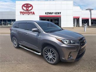 Used 2018 Toyota Highlander SE AWD/4WD video 1