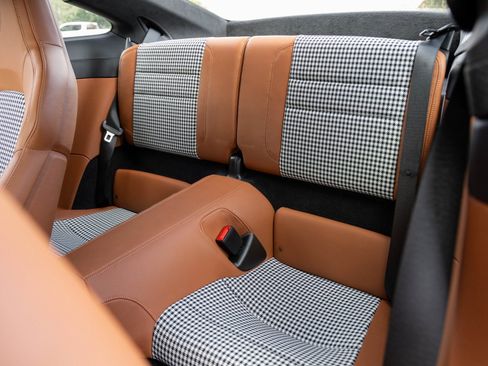 Certified 2023 Porsche 911 Sport Classic image 34