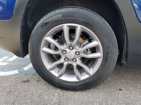 Used 2022 GMC Terrain SLT image 5