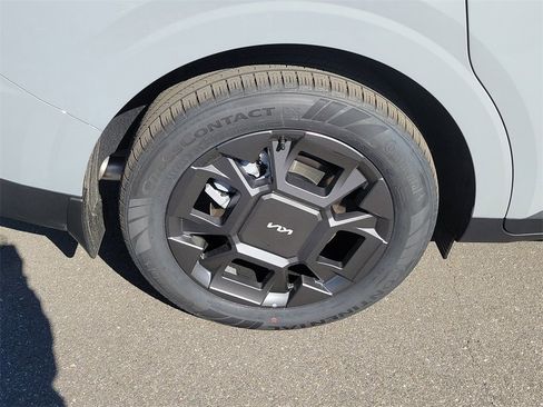 New 2026 Kia Carnival EX image 40