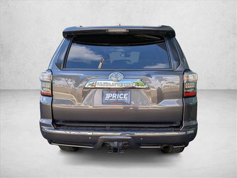 Used 2016 Toyota 4Runner Limited image 7
