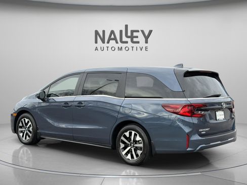Certified 2026 Honda Odyssey EX-L image 4