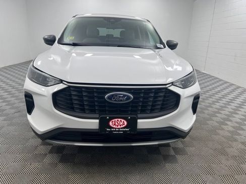 Used 2023 Ford Escape Active AWD/4WD image 3