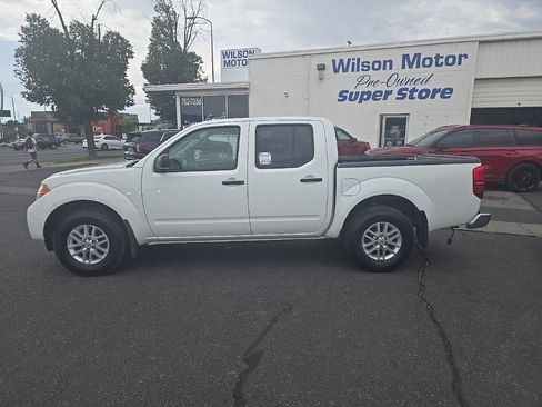 Used 2018 Nissan Frontier SV AWD/4WD image 9