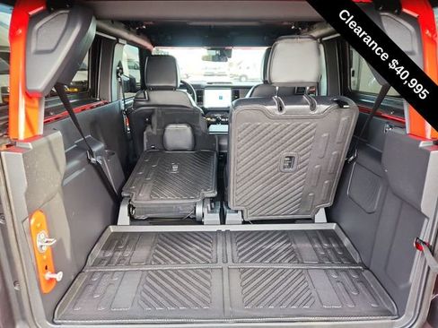Used 2024 Ford Bronco Badlands image 26