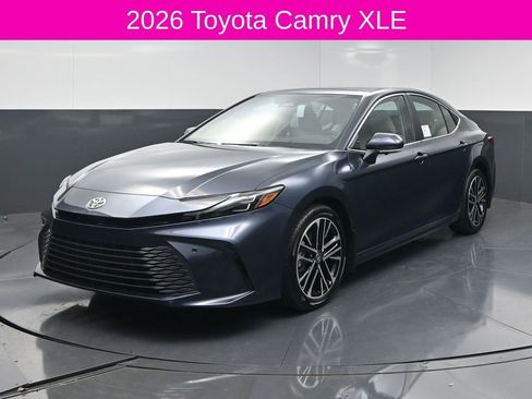Used 2026 Toyota Camry XLE w/ Premium Plus Package image 4