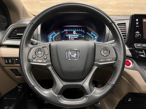 Used 2023 Honda Odyssey EX-L image 27