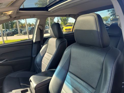 Used 2015 Toyota Camry XLE FWD image 21