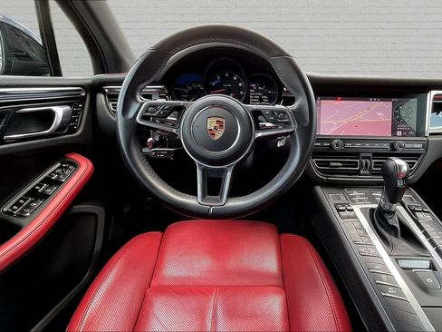 Used 2021 Porsche Macan AWD/4WD image 8