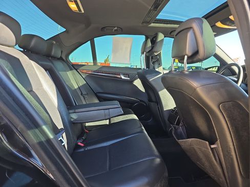 Used 2010 Mercedes-Benz C 300 4dr Sdn C 300 Sport RWD image 22