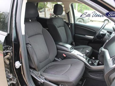 Used 2014 Dodge Journey SE w/ Flexible Seating Group FWD image 11