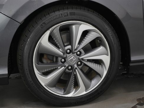 Used 2018 Honda Clarity Touring image 29