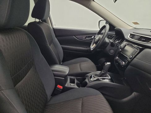 Used 2018 Nissan Rogue SV AWD/4WD image 21