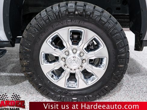 Used 2024 RAM 2500 Limited image 10