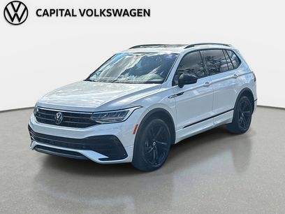 Certified 2024 Volkswagen Tiguan SE R-Line