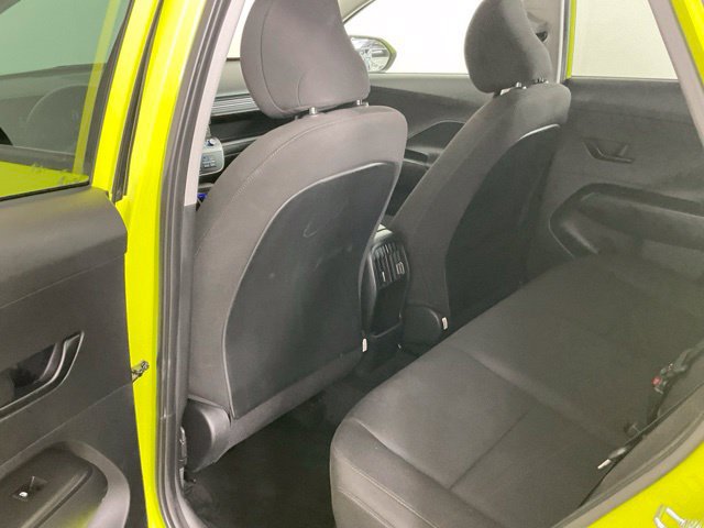 Used 2025 Hyundai Kona SEL AWD/4WD image 13