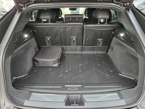 New 2026 Cadillac Lyriq Luxury w/ LPO, Floor Liner Package AWD/4WD image 28