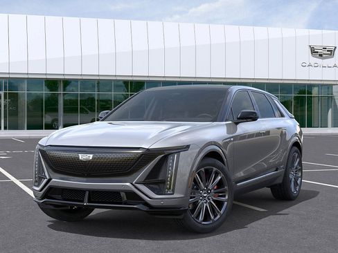 New 2026 Cadillac Lyriq V image 6