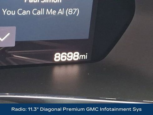 Used 2023 GMC Canyon Denali image 6