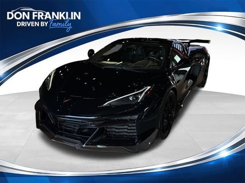 Used 2025 Chevrolet Corvette Z06 w/ Z07 Performance Package RWD image 1