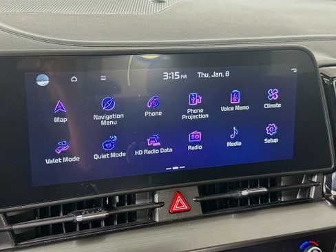 Used 2023 Kia Sportage EX image 21