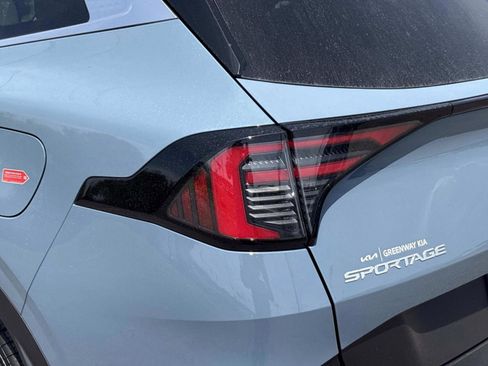 New 2026 Kia Sportage EX AWD/4WD image 31
