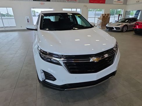 Used 2022 Chevrolet Equinox LT FWD image 4