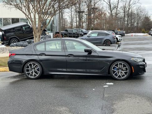 Used 2021 BMW M550i xDrive w/ Executive Package image 5