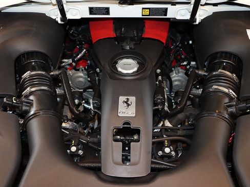 Certified 2022 Ferrari F8 Spider image 89