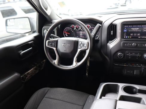 Used 2022 Chevrolet Silverado 1500 Custom Trail Boss w/ Realtree Special Edition image 15