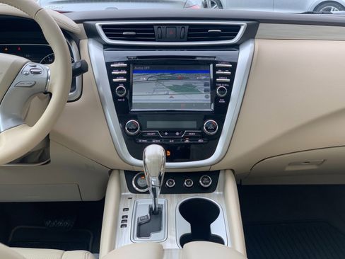 Used 2017 Nissan Murano Platinum w/ Platinum Technology Package AWD/4WD image 35