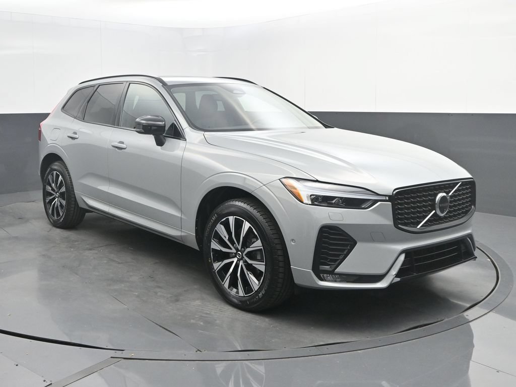 Certified 2024 Volvo XC60 B5 Plus AWD/4WD image 9